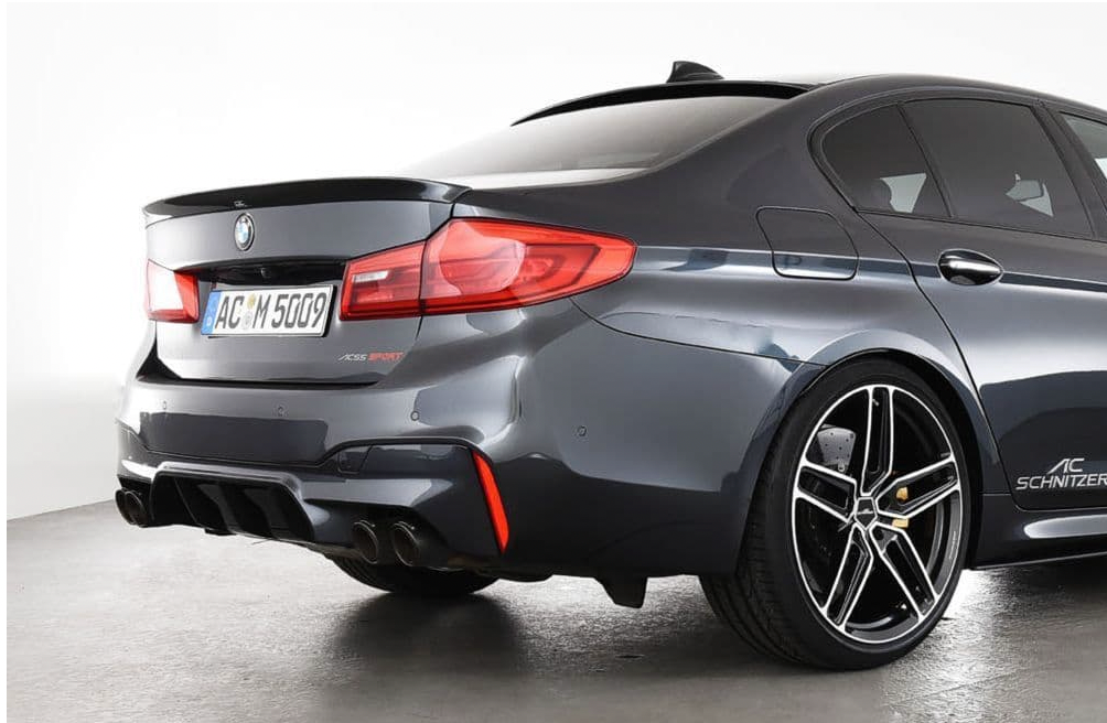 BMW M5 F90 Carbon Sport Tailpipes