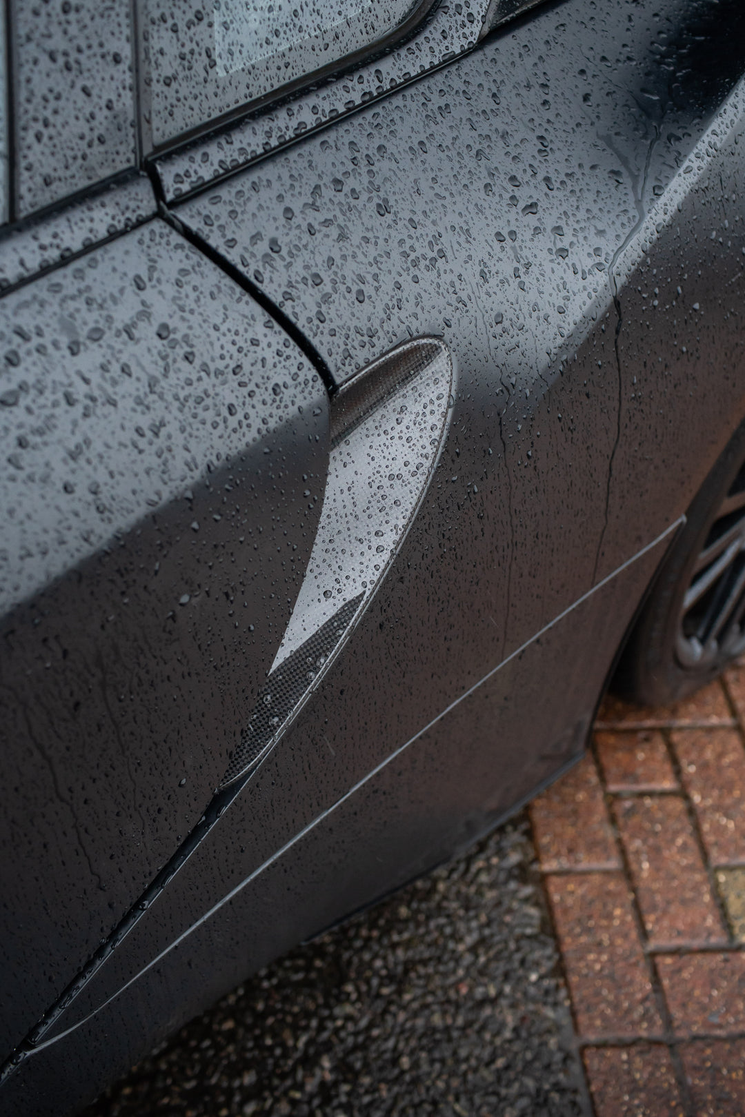 BMW i8 Carbon Door Handle Recesses